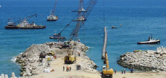 TOMADAS DE ÁGUA E EMISSÁRIOS SUBMARINOS